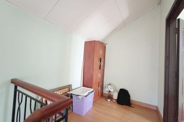 Taman Tasik Semenyih (Lake Residence)