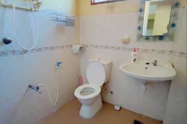 Taman Tasik Semenyih (Lake Residence)