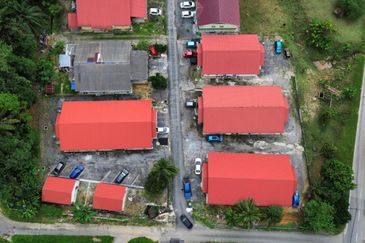 Sungai Merab, Bangi, Selangor Agriculture Land with Rental House For Sale