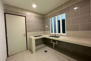 Jalan Tan Sri Abdul Rahman Hashim 6