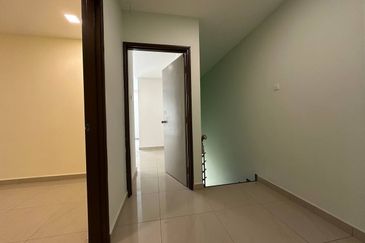 Jalan Tan Sri Abdul Rahman Hashim 6