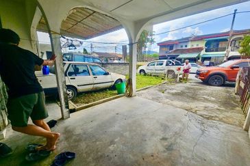 Taman Indah Sungai Jelok