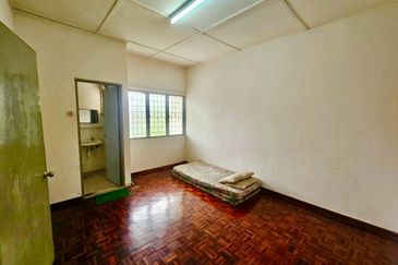 Taman Indah Sungai Jelok