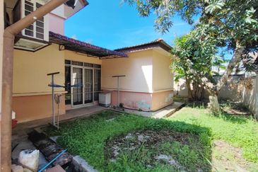 Taman Tasik Semenyih (Lake Residence)