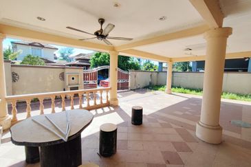 Taman Tasik Semenyih (Lake Residence)