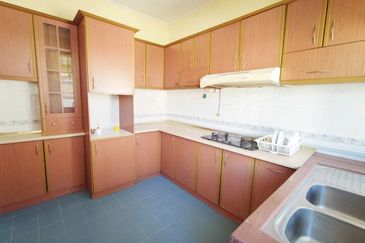 Taman Tasik Semenyih (Lake Residence)