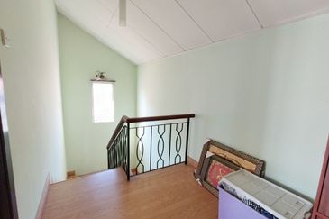 Taman Tasik Semenyih (Lake Residence)