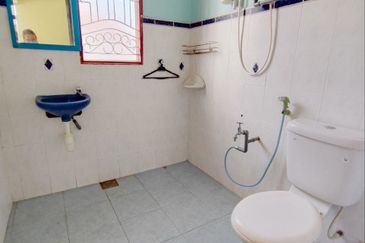 Taman Tasik Semenyih (Lake Residence)