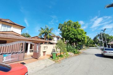 Taman Tasik Semenyih (Lake Residence)