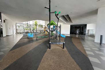 KL Gateway Premium Residence