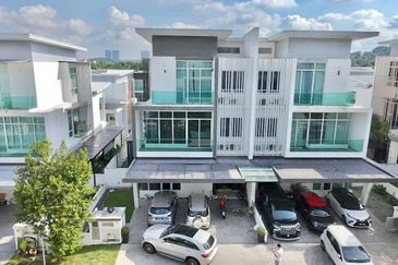 Clover Garden Residences