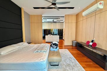 Clover Garden Residences