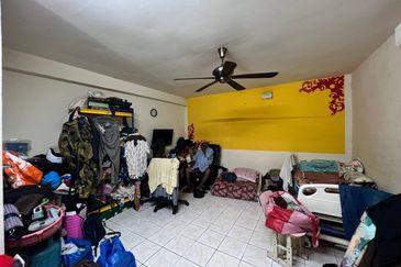 AU 1 (Datuk Keramat)