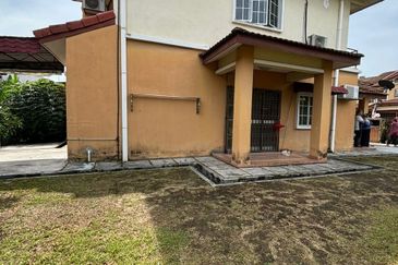 Bandar Tun Hussein Onn