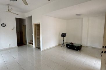 Bandar Tun Hussein Onn