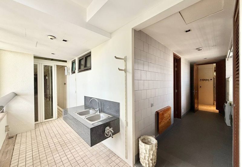 The Binjai on The Park