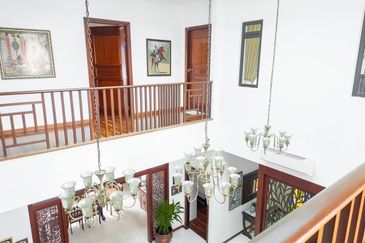 Perdana Lakeview East