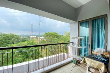 Ara Hill Condominium