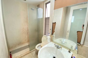 Ara Hill Condominium