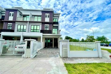 The Strata @ Bandar Puteri Bangi