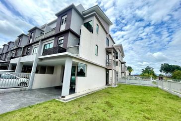 The Strata @ Bandar Puteri Bangi