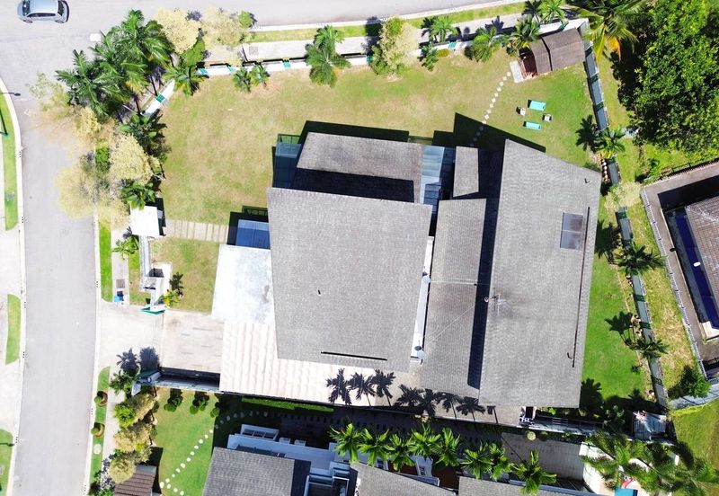 Titian, Bukit Jelutong