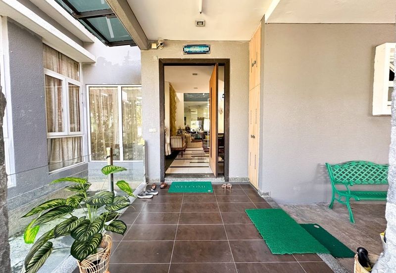 Titian, Bukit Jelutong