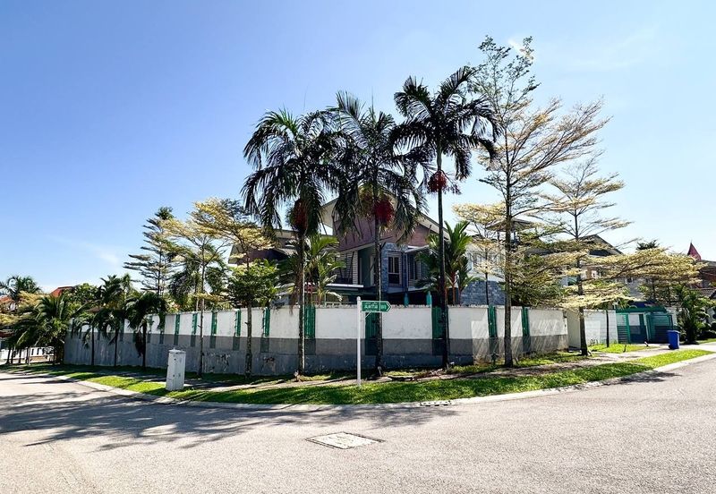 Titian, Bukit Jelutong