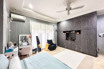 Desa Pinggiran Putra