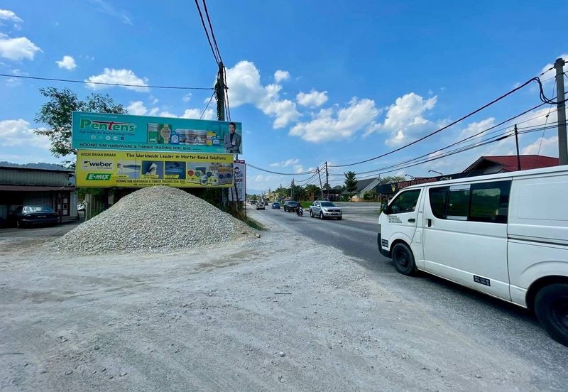 Kampung Sungai Serai, Hulu Langat, Selangor Land with Warehouse For Sale