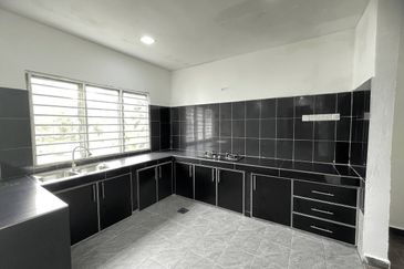 Taman Desa Saujana Langat