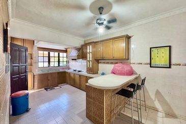 Seksyen 11, Shah Alam