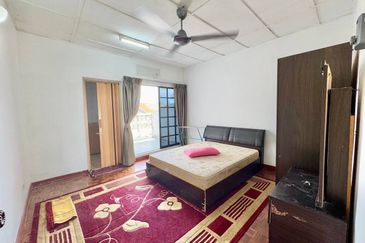 Seksyen 11, Shah Alam