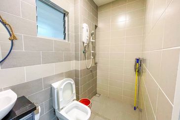 Parkfield Residences, Tropicana Heights