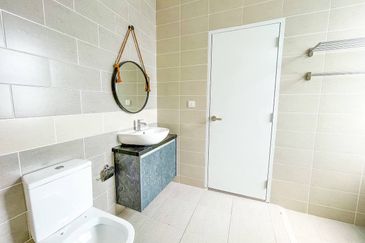 Parkfield Residences, Tropicana Heights