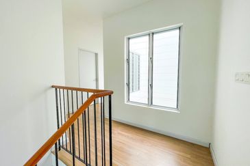 Parkfield Residences, Tropicana Heights