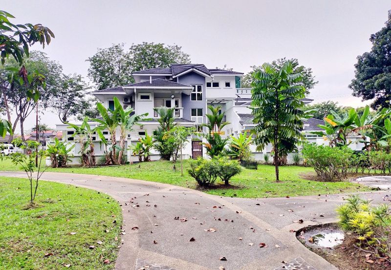 Seksyen 10, Shah Alam