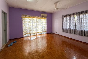 Taman Saujana Puchong