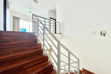 MYDiva, Perdana Lakeview East