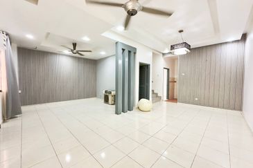 Jalan Suakasih @ Tun Hussein Onn