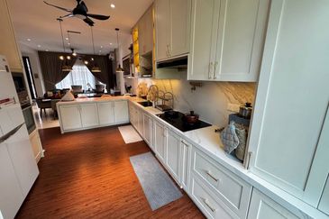 Isle of Botanica, Setia Eco Glades