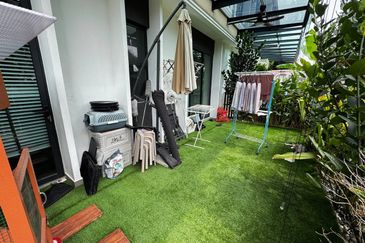 Isle of Botanica, Setia Eco Glades