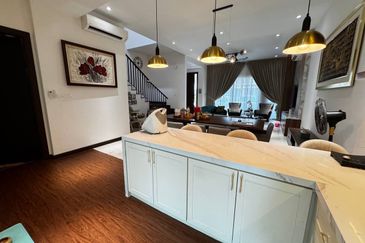 Isle of Botanica, Setia Eco Glades