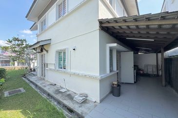 Taman Tasik Semenyih (Lake Residence)