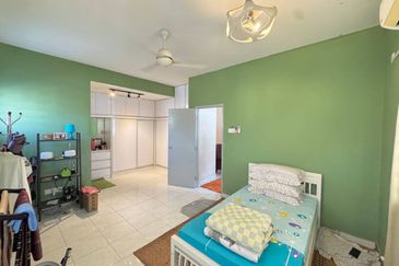 Taman Tasik Semenyih (Lake Residence)