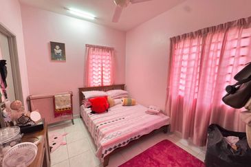 Taman Tasik Semenyih (Lake Residence)