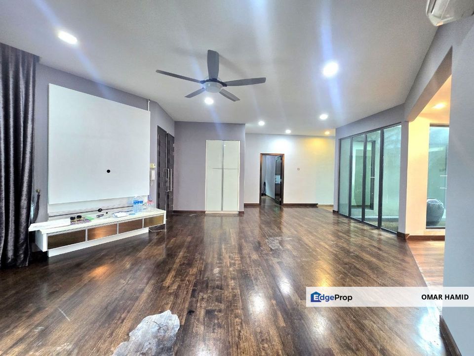 Taman Ampang Utama, Ampang, Selangor Bungalow House For Sale, Selangor, Ampang