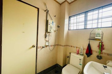 Jalan Suakasih @ Tun Hussein Onn