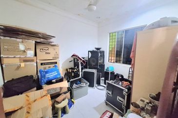 Taman Lembah Keramat AU5