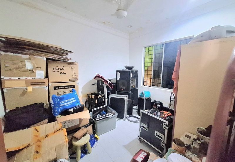 Taman Lembah Keramat AU5